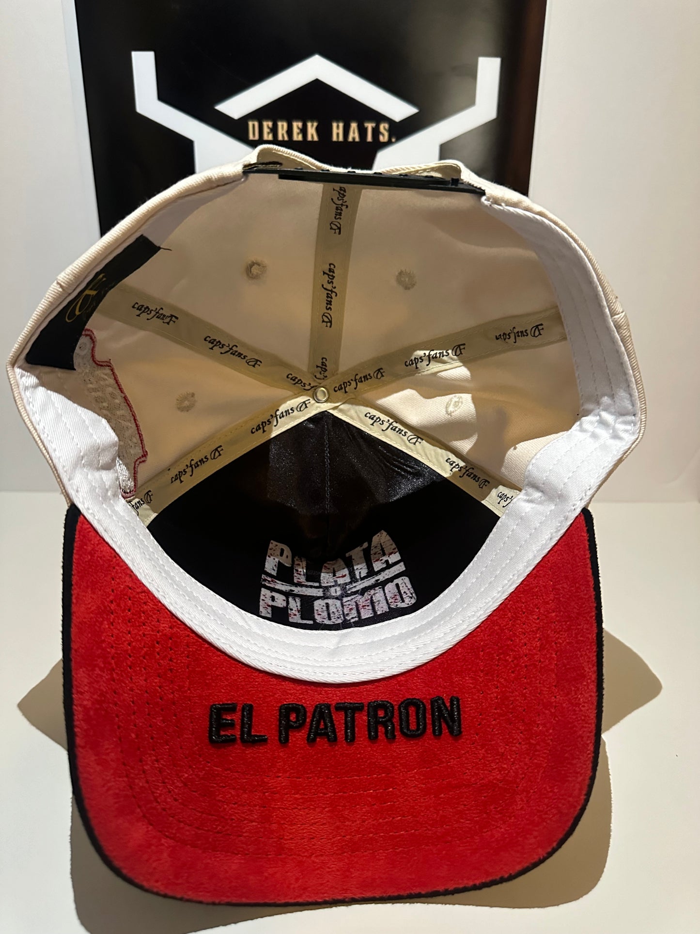 Gorra MICKEY ESCOBAR crema